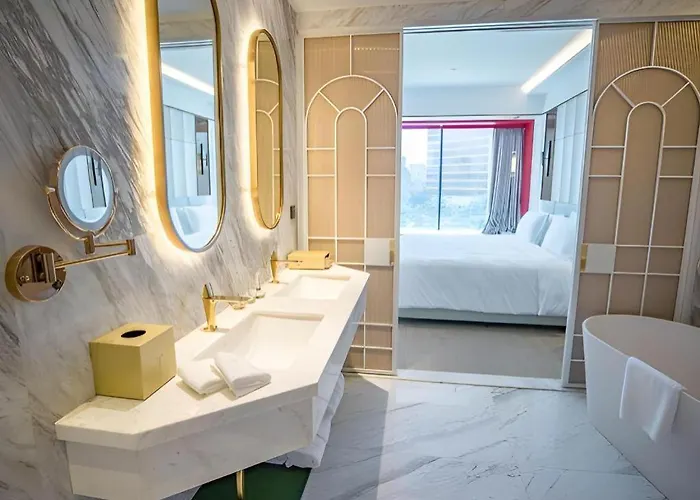Yoho World 5* Macau